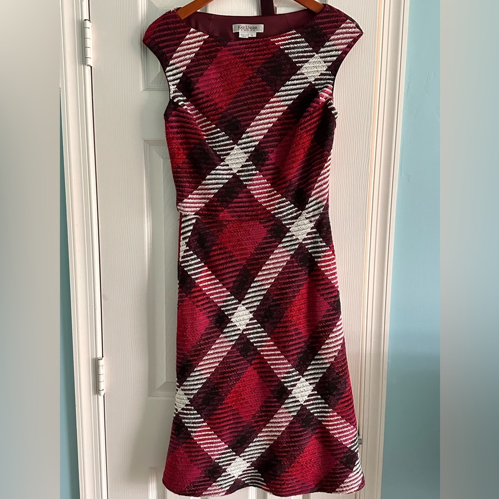 Kay Unger dress